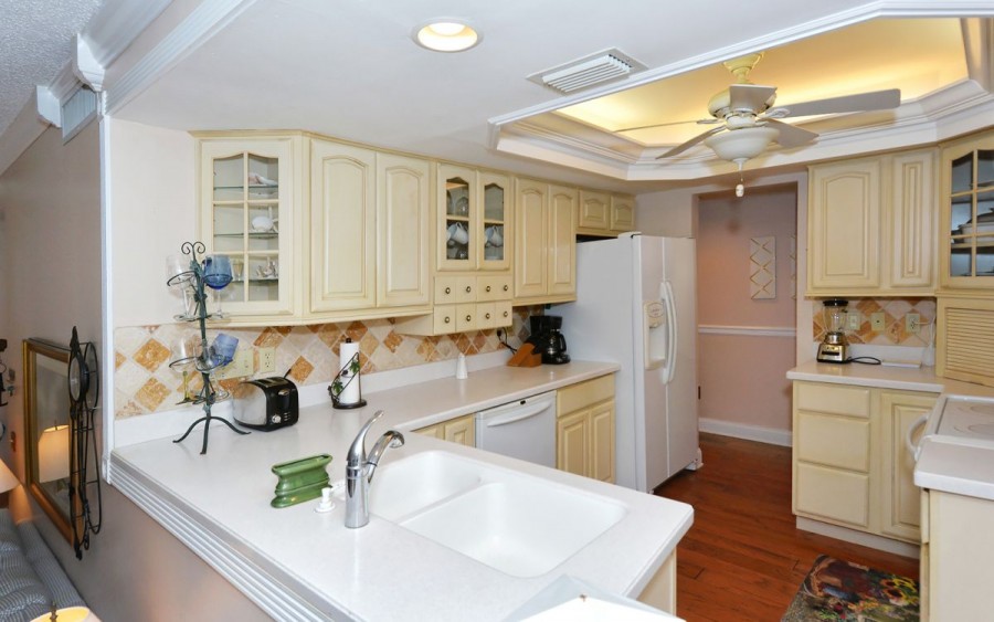 Peppertree Bay Vacation Rentals | 6056 Midnight Pass Rd, Sarasota, FL 34242, USA | Phone: (941) 349-7777