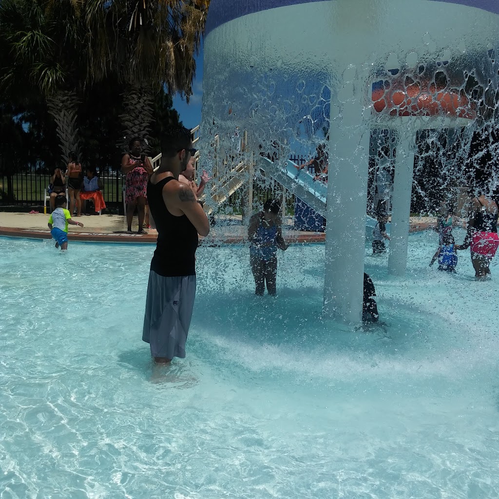 Aransas Pass Aquatic Center | 400 E Johnson Ave, Aransas Pass, TX 78336, USA | Phone: (361) 758-7770