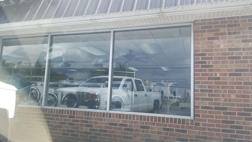 Yadkinville Coin laundry | 548 E Main St, Yadkinville, NC 27055, USA | Phone: (336) 659-3069