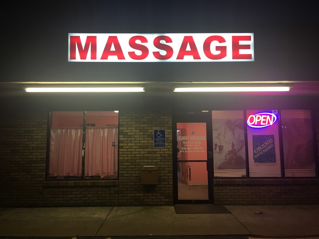 Sunny massage | 5019 University Ave NE, Columbia Heights, MN 55421, USA | Phone: (763) 313-1918
