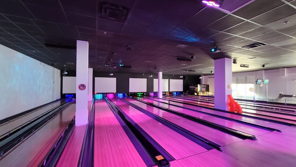 Strike 10 Bowling | 801 Silks Run #1505, Hallandale Beach, FL 33009, USA | Phone: (954) 417-6066