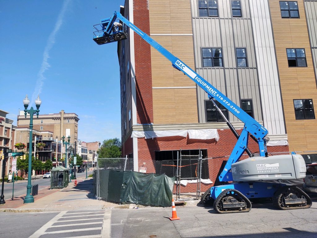 MAC Equipment | Aerial Lift Equipment & Services | 120 Watervliet Ave, Albany, NY 12206, USA | Phone: (518) 272-2700