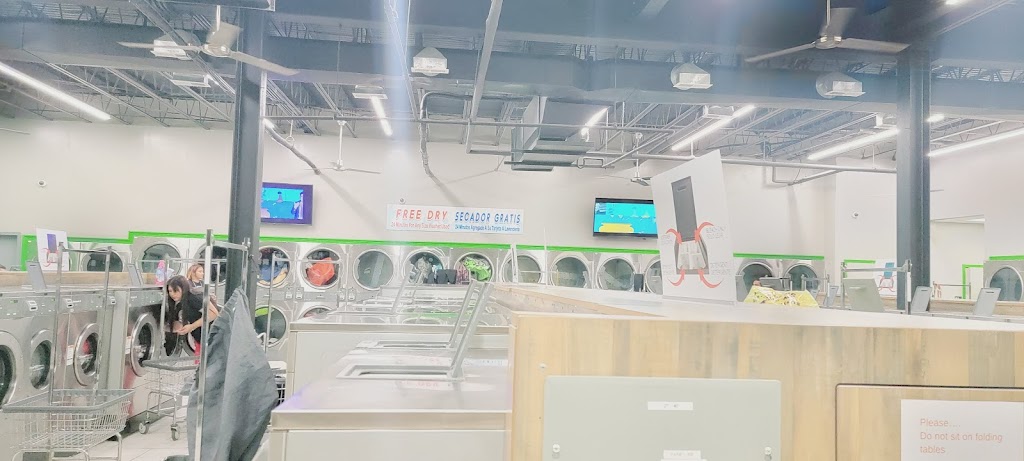 Clear Bubble laundromat | 14140 Minnieville Rd, Dale City, VA 22193, USA | Phone: (571) 285-4394