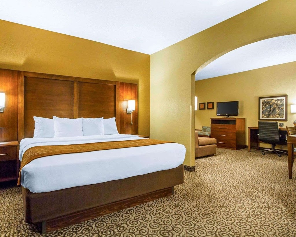 Comfort Suites | 6440 US 10 West, Ramsey, MN 55303, USA | Phone: (763) 323-4800