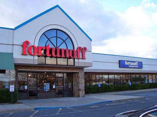 Fortunoff Backyard Store | 610 Broadhollow Rd Unit 2, Melville, NY 11747, USA | Phone: (631) 393-6659