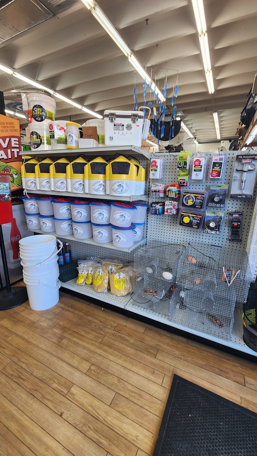 Economy Tackle/Dolphin Paddlesports | 6018 S Tamiami Trail, Sarasota, FL 34231, USA | Phone: (941) 922-9671