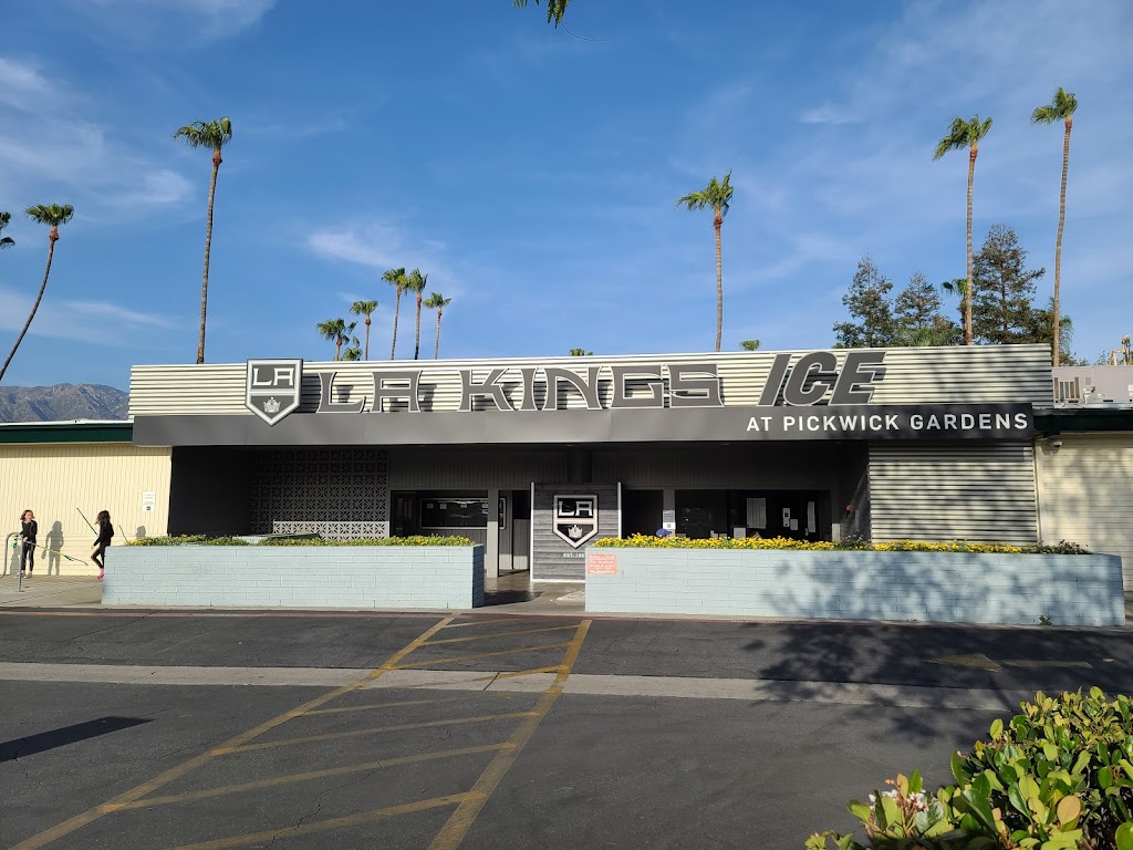 LA Kings Ice at Pickwick Gardens | 1001 W Riverside Dr, Burbank, CA 91506, USA | Phone: (818) 333-8000