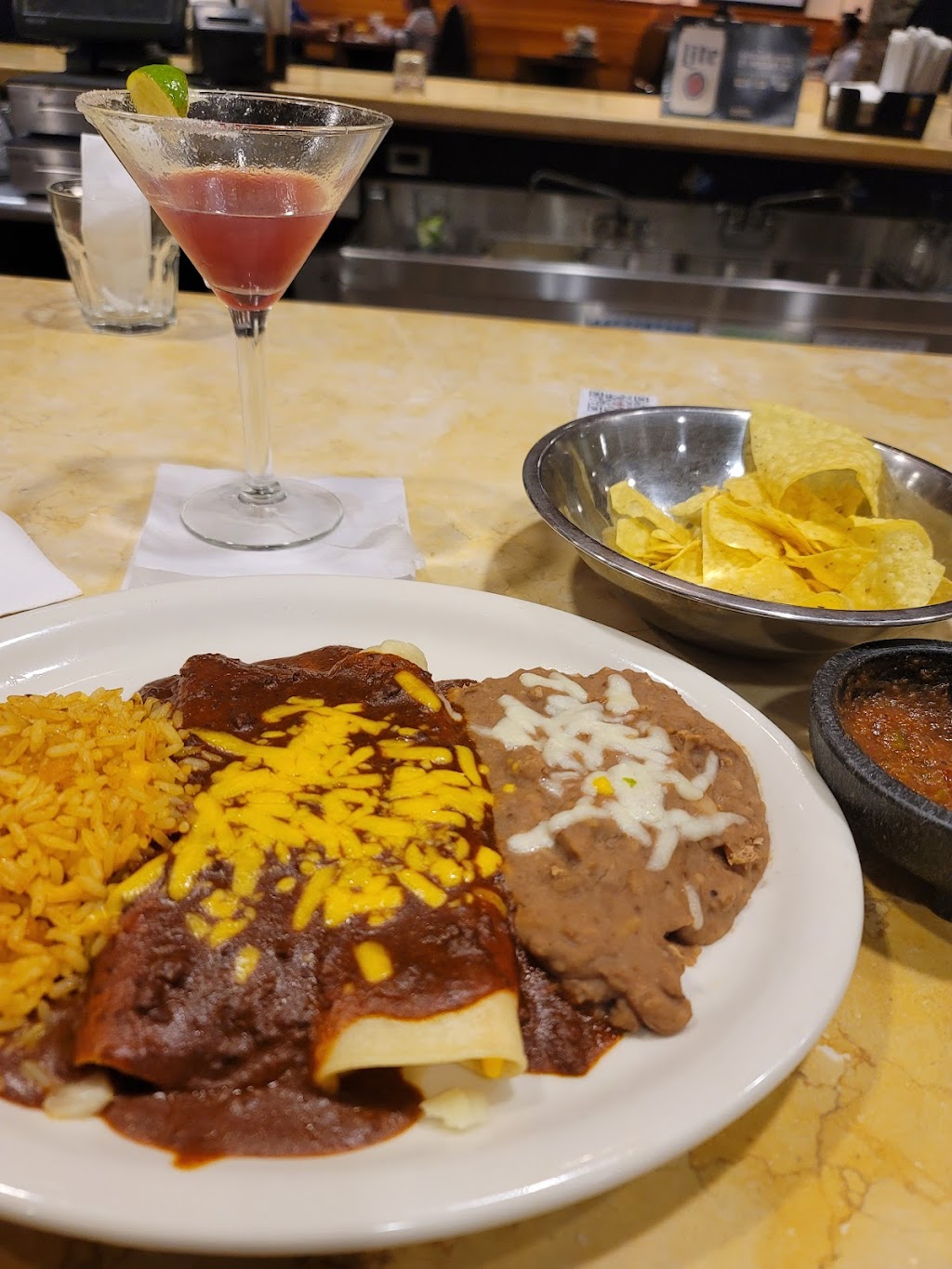 Cantina Laredo | 2400 Aviation Dr, Dallas, TX 75261 | Phone: (972) 973-4279