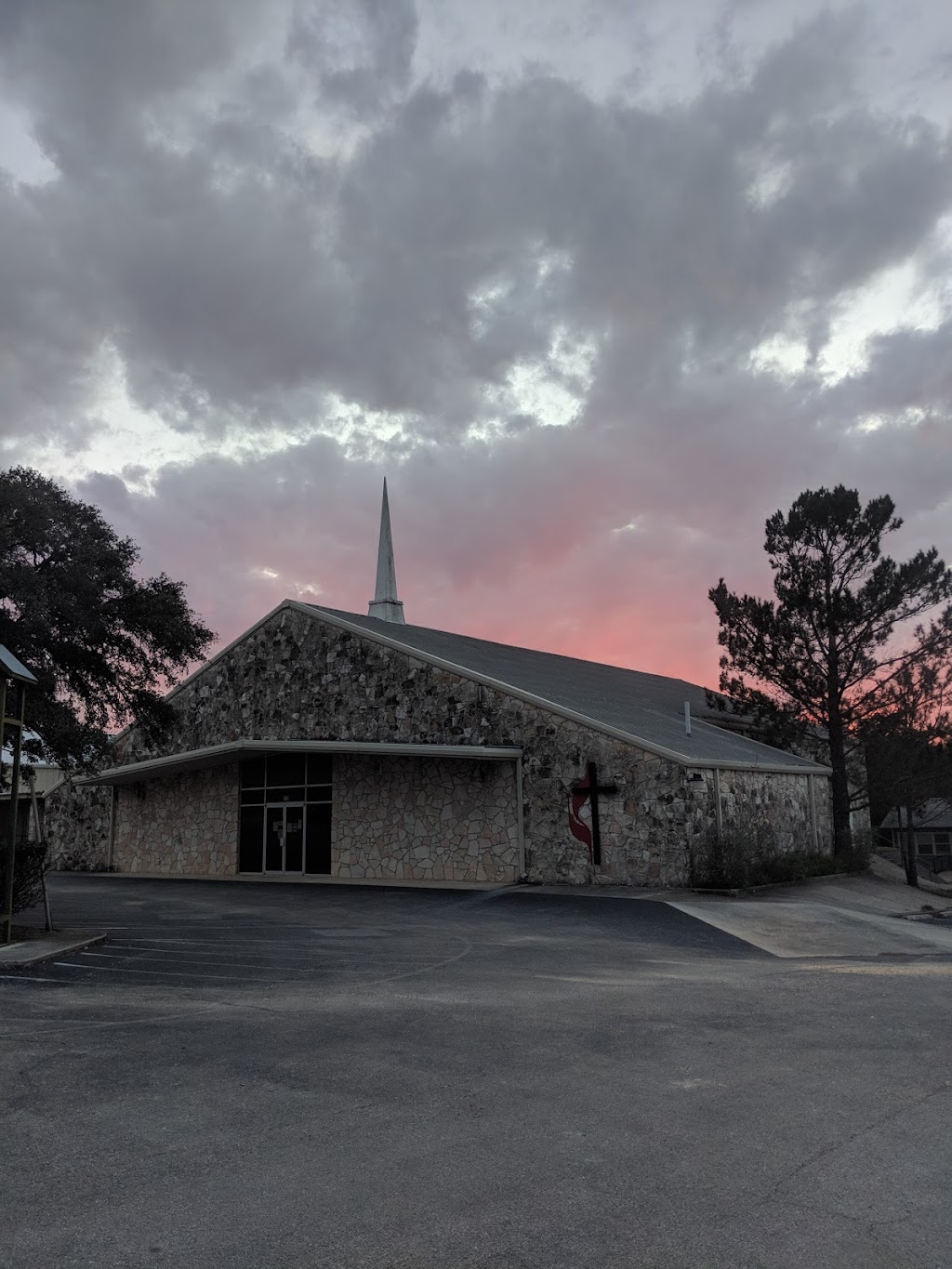 Lakehills United Methodist Church | 150 Avenue J, Lakehills, TX 78063, USA | Phone: (830) 751-2404
