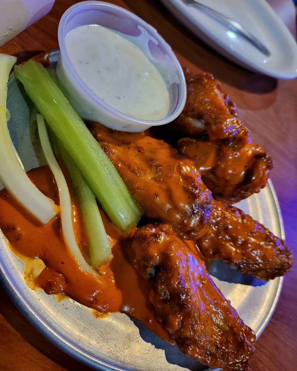 Native Grill & Wings | 1750 W Hunt Hwy, San Tan Valley, AZ 85143 | Phone: (480) 888-2233