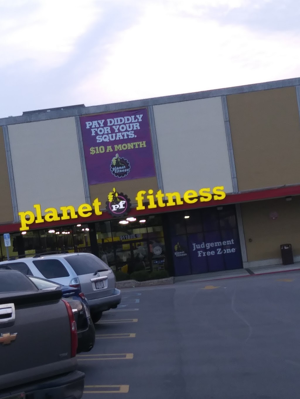 Planet Fitness | 9118 Parkway E, Birmingham, AL 35206, USA | Phone: (205) 208-0414