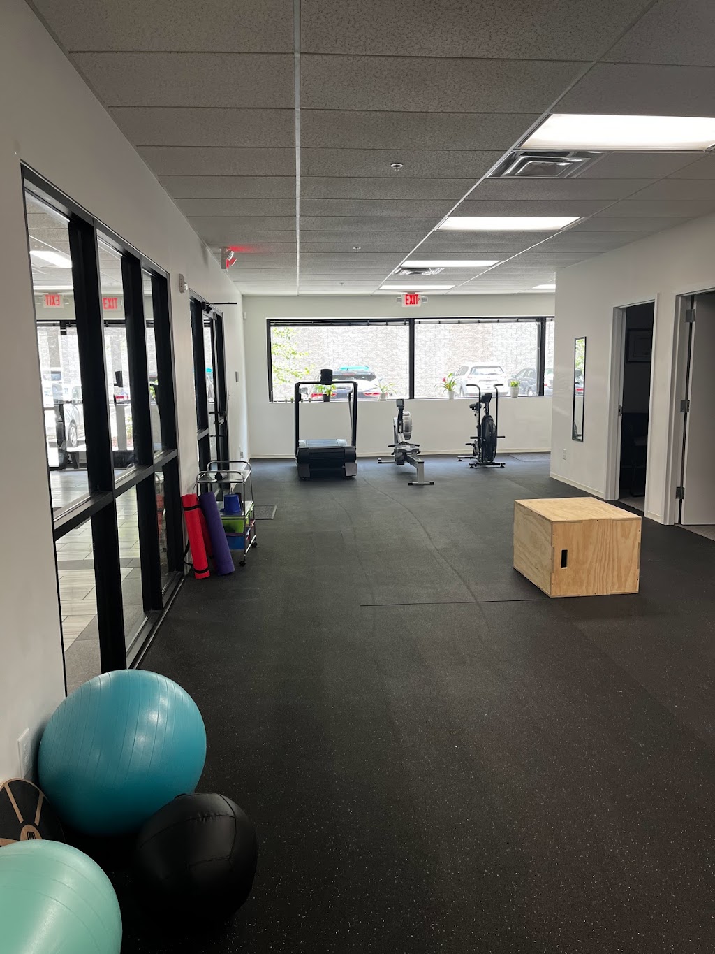 Functional Phyzio and Performance Therapy - Durham | 2828 Pickett Rd Suite 160, Durham, NC 27705, USA | Phone: (919) 705-0701