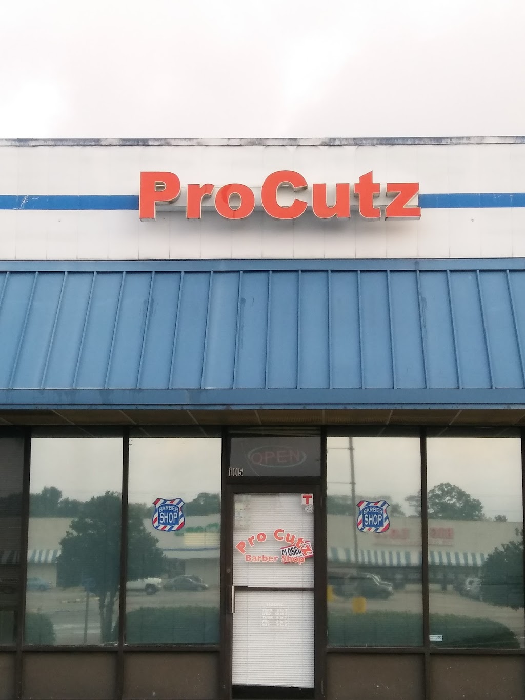 Pro-Cuts | 1905 S Military Hwy, Chesapeake, VA 23320, USA | Phone: (757) 227-6716