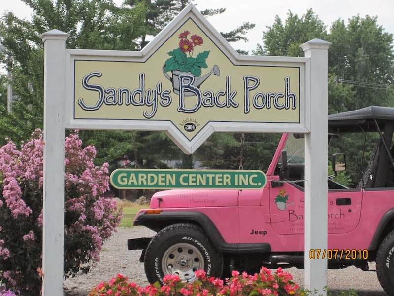 Sandys Back Porch | 2004 West Blvd, Belleville, IL 62221, USA | Phone: (618) 235-2004