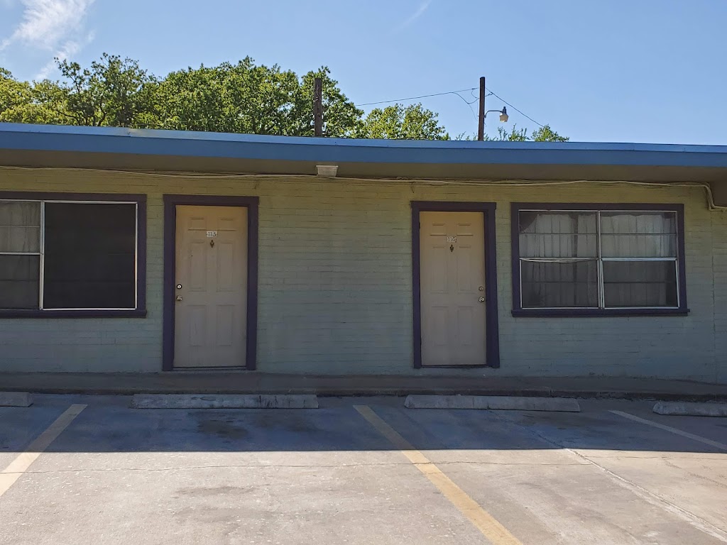 183 Motel | 2500 W Euless Blvd, Euless, TX 76040, USA | Phone: (817) 545-5111