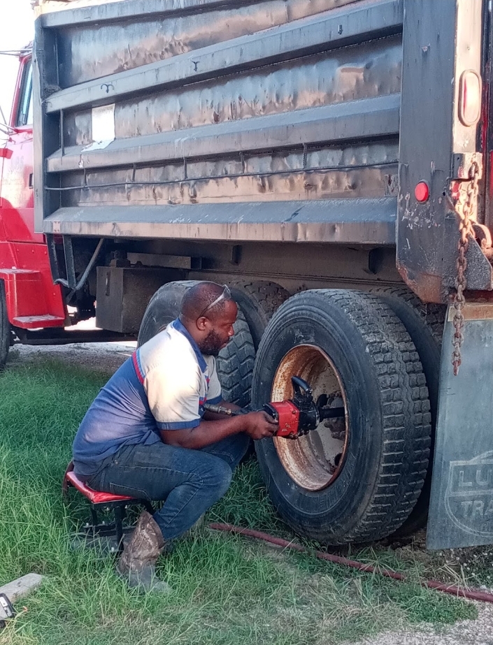 Brain Hunter Truck and Trailer Repair | S State Hwy 360, Arlington, TX 76010, USA | Phone: (682) 221-7099