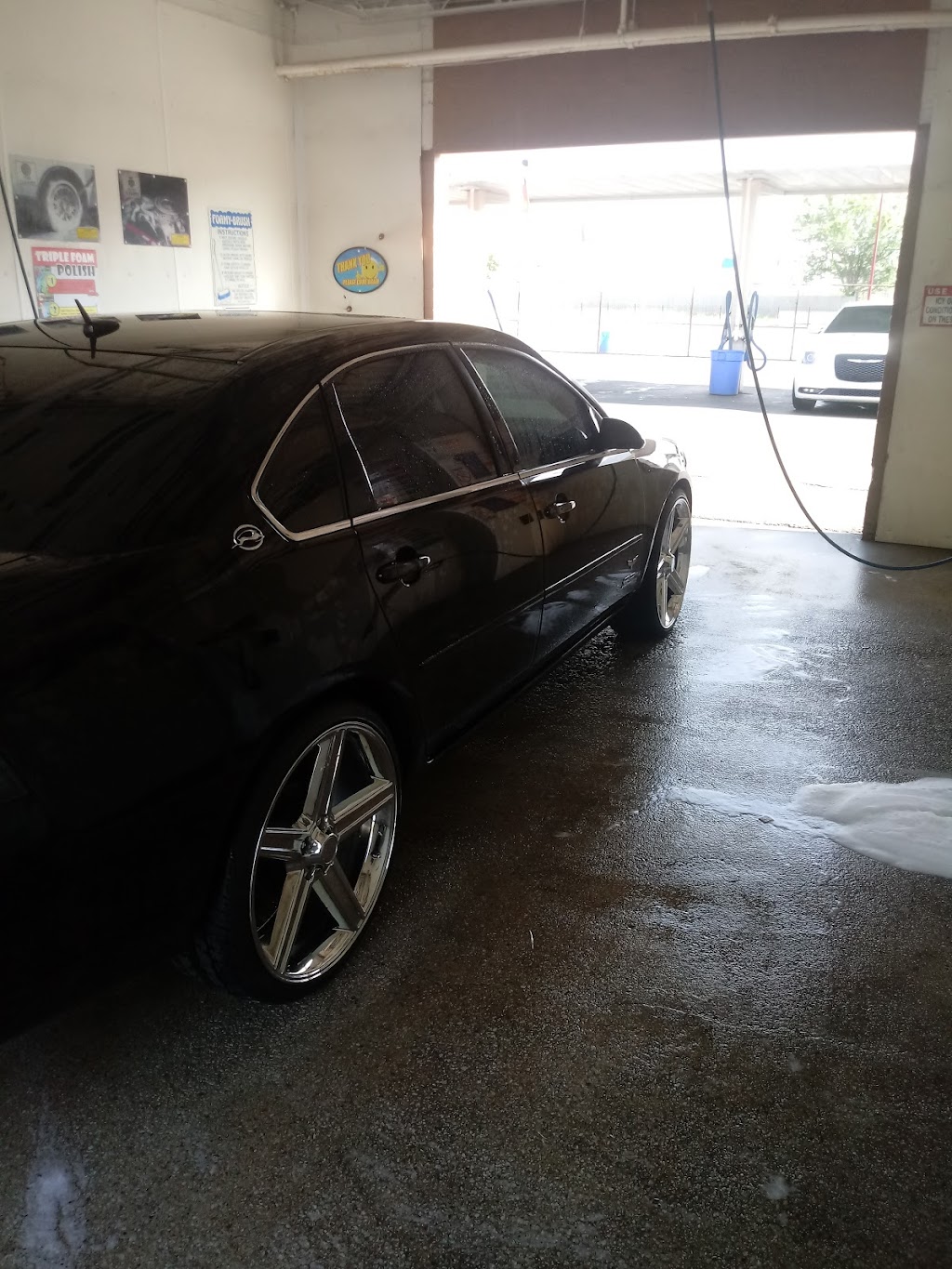 Easy Clean Car Wash | 2626 Bernice Rd, Lansing, IL 60438, USA | Phone: (708) 418-0487