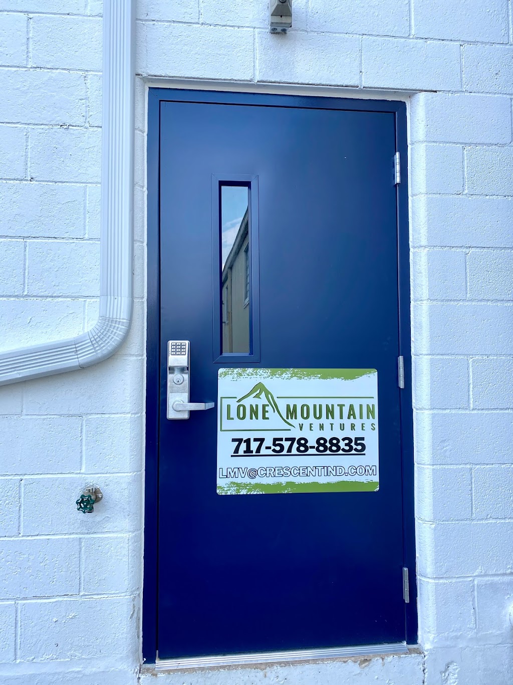 Lone Mountain Ventures | Self Storage | 224 N Constitution Ave, New Freedom, PA 17349, USA | Phone: (717) 328-8040