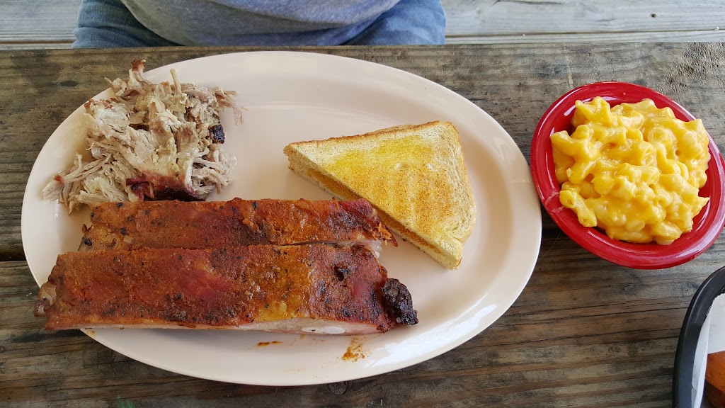 BBQ Barn II | 245 Baltimore St, Mayport Naval Station, FL 32228, USA | Phone: (904) 804-4227