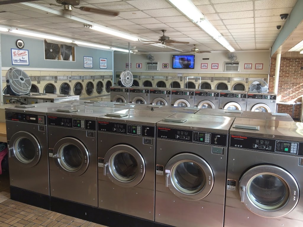 Warwick Coin Laundry | 5213 Warwick Rd, Richmond, VA 23224, USA | Phone: (804) 233-8042