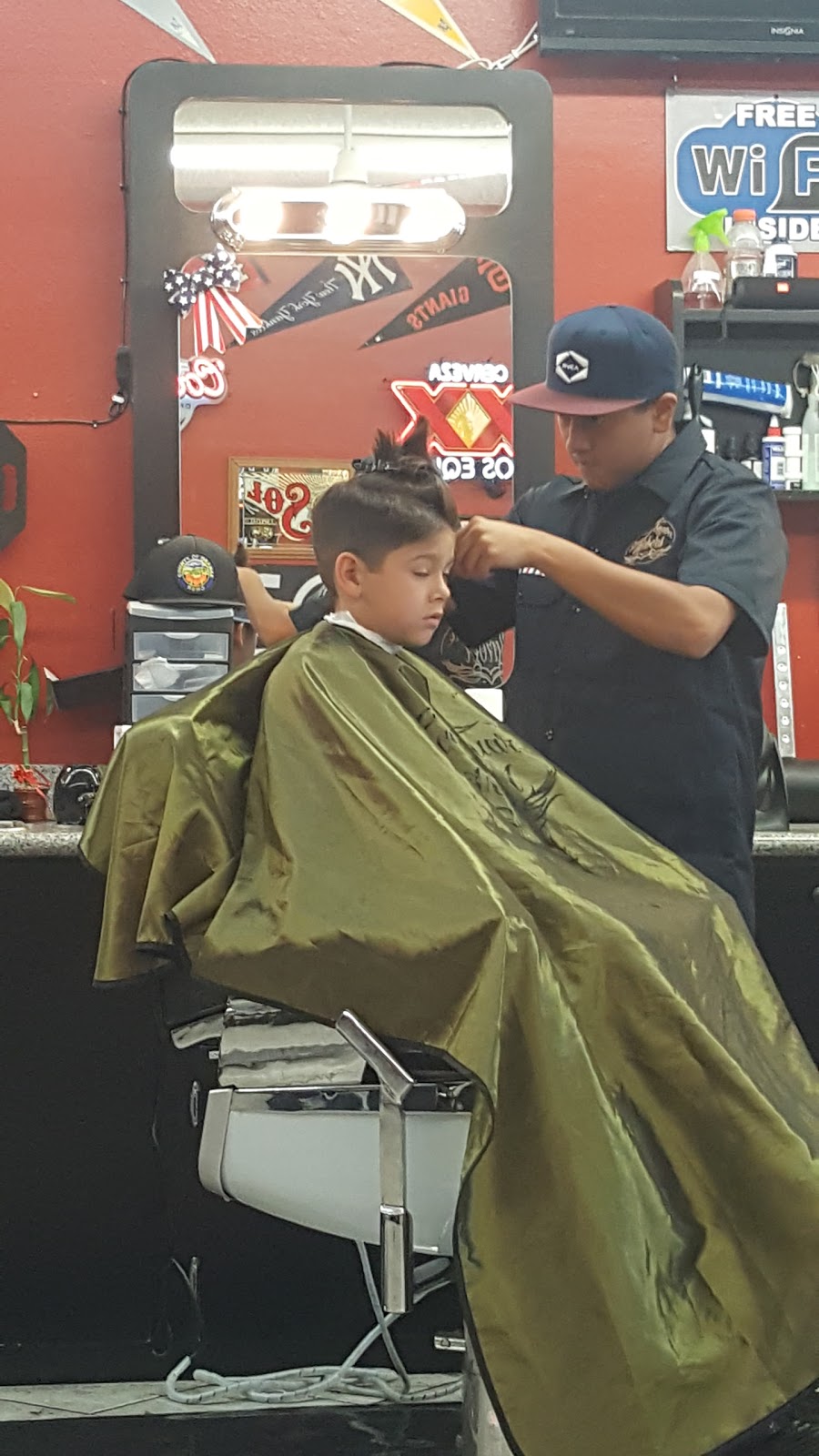 Granada Square Barbers 2 | 2103 E Ball Rd, Anaheim, CA 92806, USA | Phone: (714) 533-2790