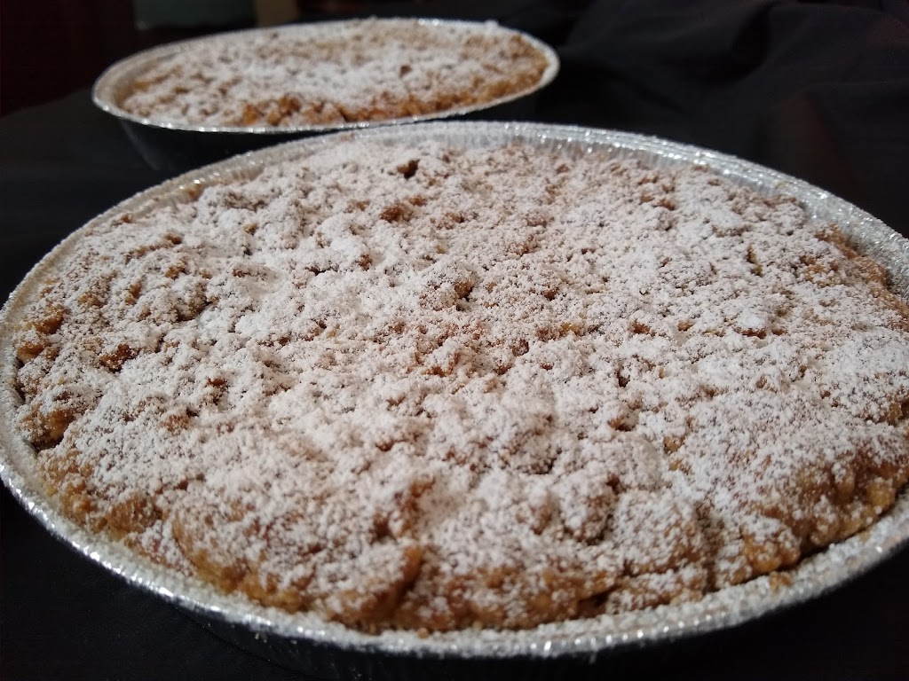 Carolina Crumb Cake Company | 101 Winterberry Ln, Holly Springs, NC 27540, USA | Phone: (919) 480-1262