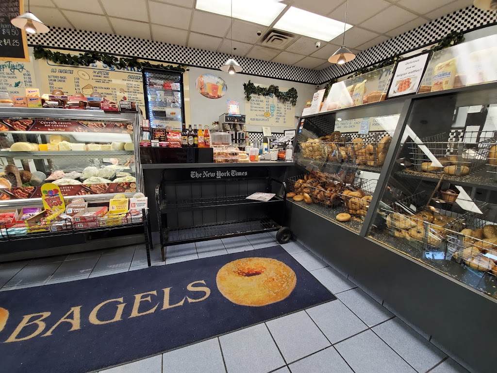 Village Square Bagels | 1262 W Boston Post Rd, Larchmont, NY 10538, USA | Phone: (914) 834-6969