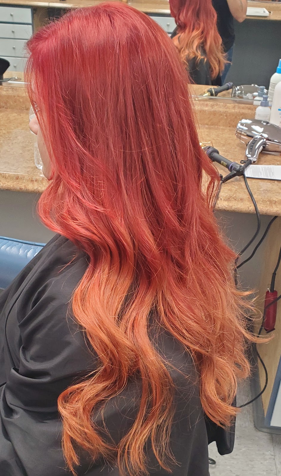 A Kut Above Salon | 6335 Central Ave, Portage, IN 46368, USA | Phone: (219) 762-5048