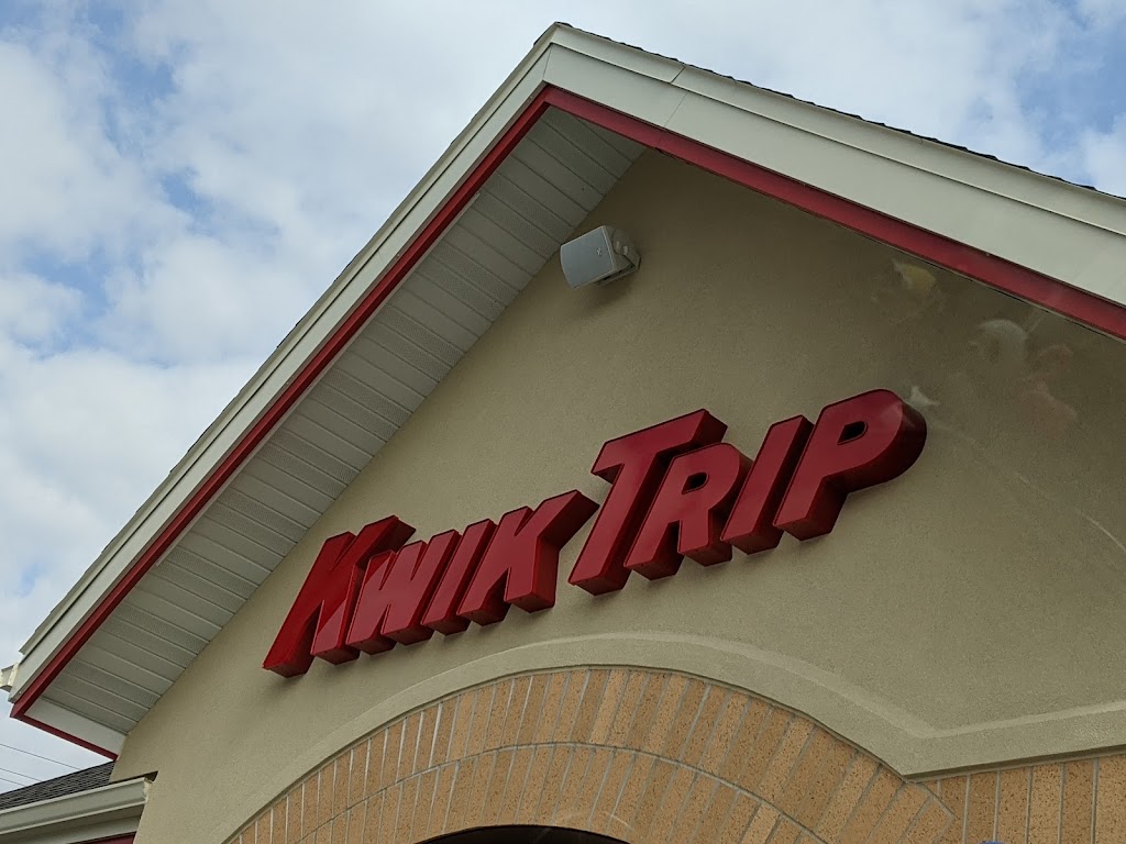 KWIK TRIP #585 | 1945 W 136th St, Burnsville, MN 55337, USA | Phone: (952) 808-0381