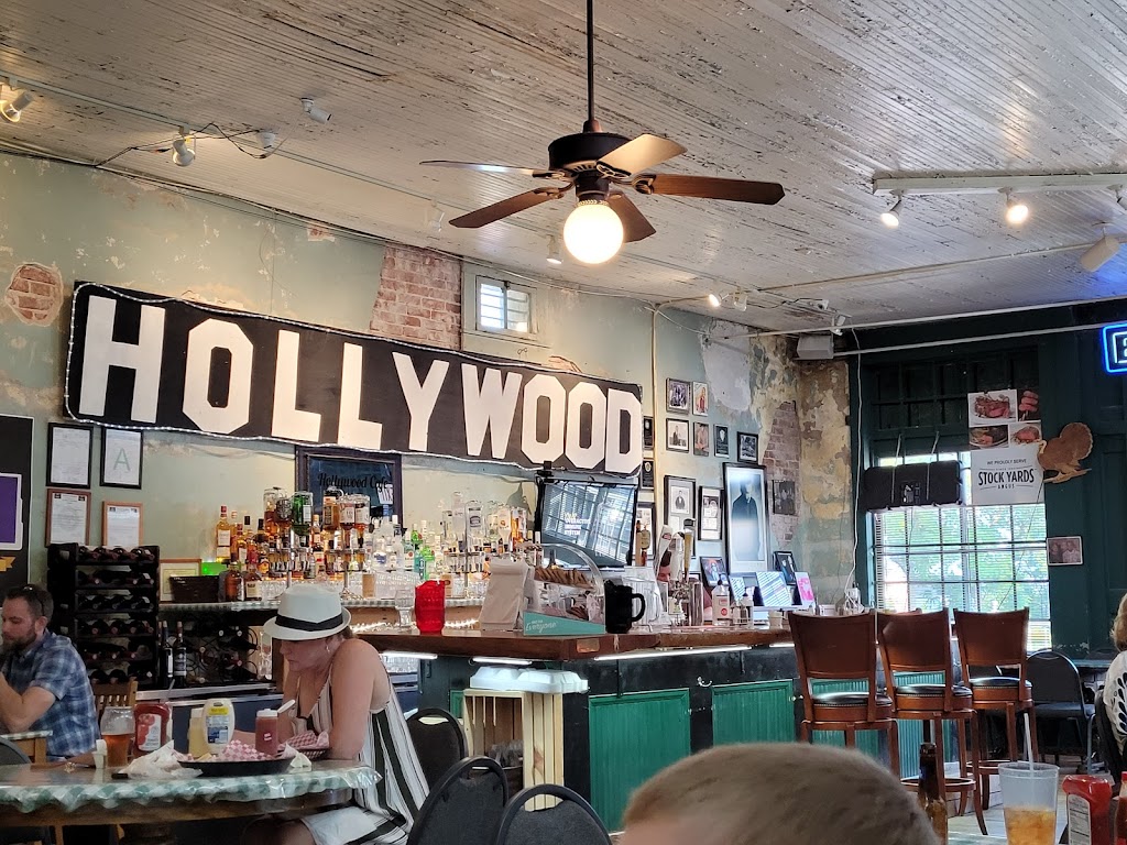 The Hollywood Cafe | 1585 Old Commerce Rd, Tunica Resorts, MS 38664, USA | Phone: (662) 363-1225