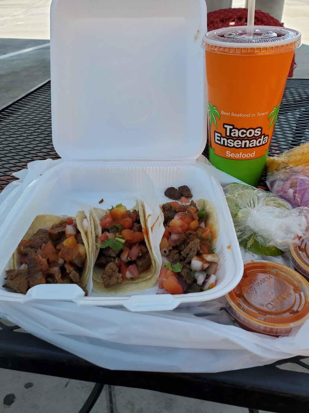 Tacos Ensenada | 8912-8900 San Juan Ave, South Gate, CA 90280, USA | Phone: (323) 563-0580