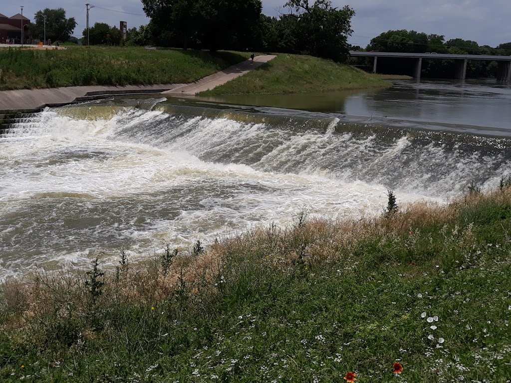 Trinity Trails River Park Trailhead | 3100 Bryant Irvin Rd, Fort Worth, TX 76109, USA | Phone: (817) 335-2491