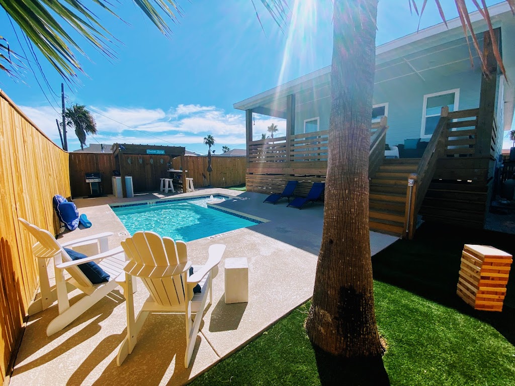 Whatabeach House | 711 S Gulf St, Port Aransas, TX 78373, USA | Phone: (361) 416-0510