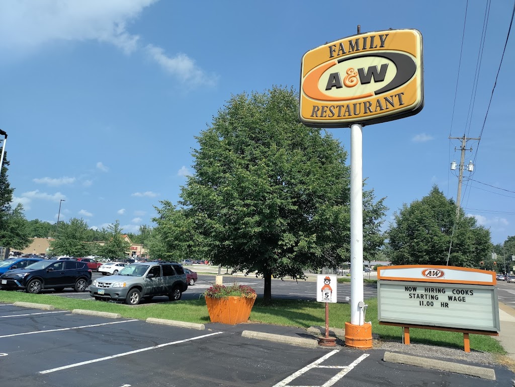 A&W Restaurant | 769 E Main St, Ravenna, OH 44266, USA | Phone: (330) 296-5028