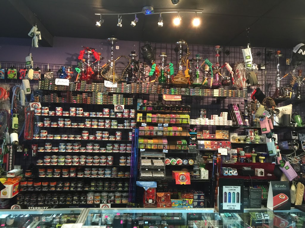 Smokin Dragon Gifts, Kratom and Delta 8 | 5975 S Cooper St #105, Arlington, TX 76017, USA | Phone: (817) 557-3343