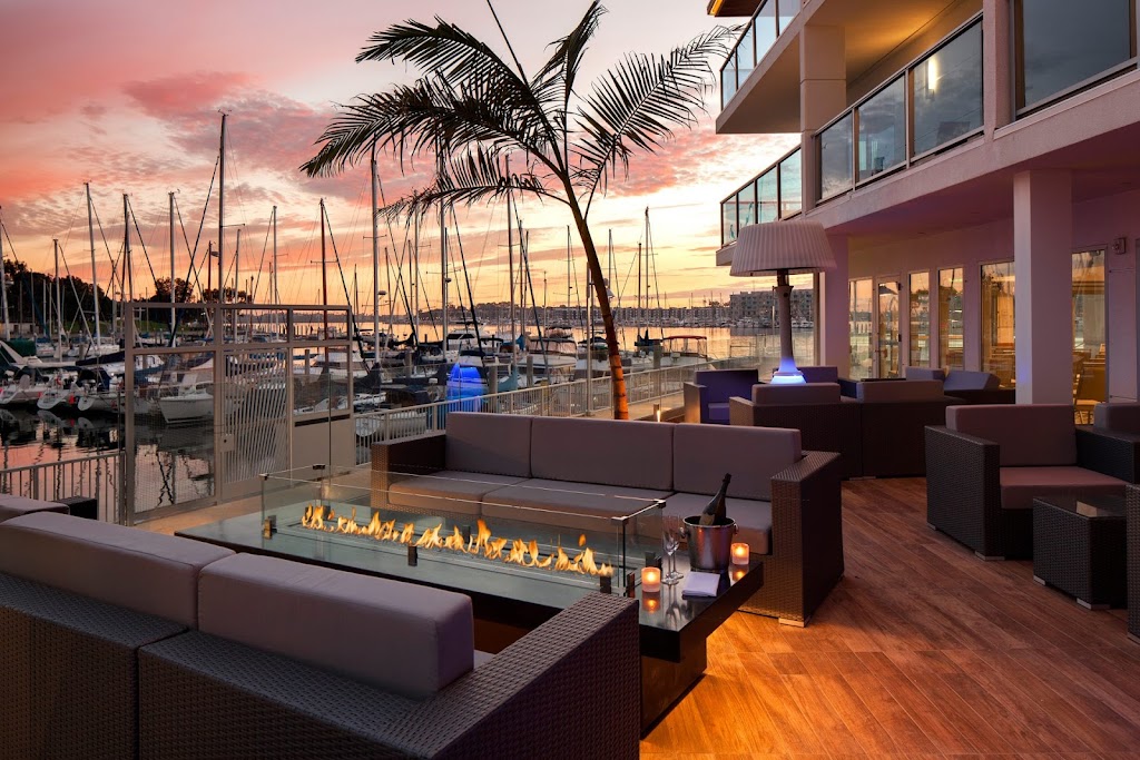 SALT Restaurant & Bar | 13534 Bali Way, Marina Del Rey, CA 90292, USA | Phone: (424) 289-8223