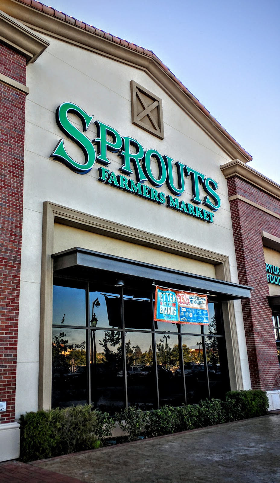 Sprouts Farmers Market | 10650 Stockdale Hwy Ste 400, Bakersfield, CA 93311, USA | Phone: (661) 617-8957