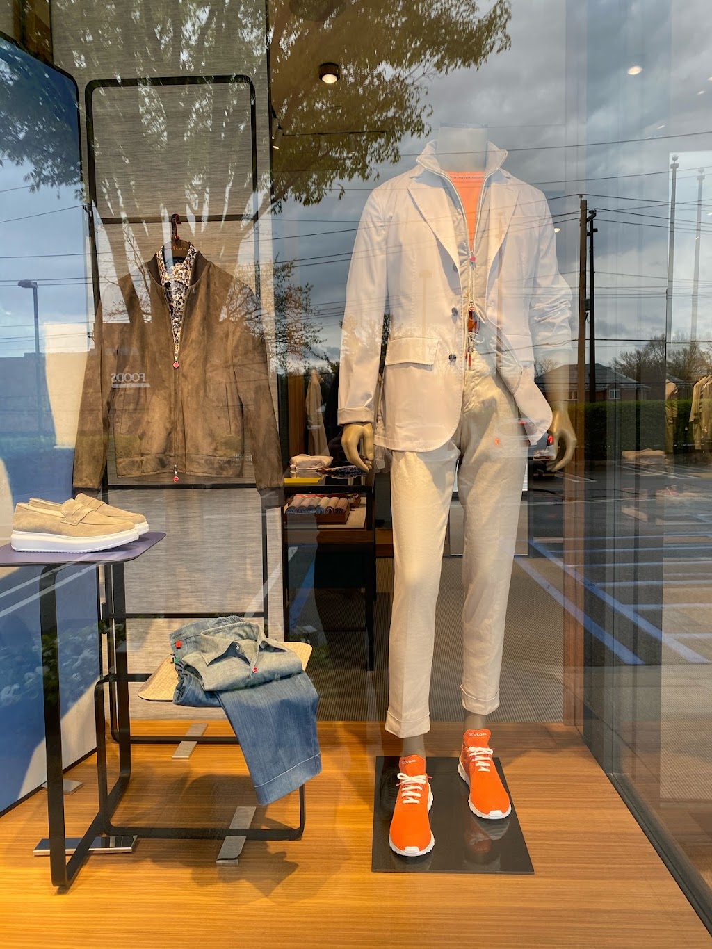 Kiton Americana Manhasset | 2100A Northern Blvd, Manhasset, NY 11030, USA | Phone: (516) 472-7653