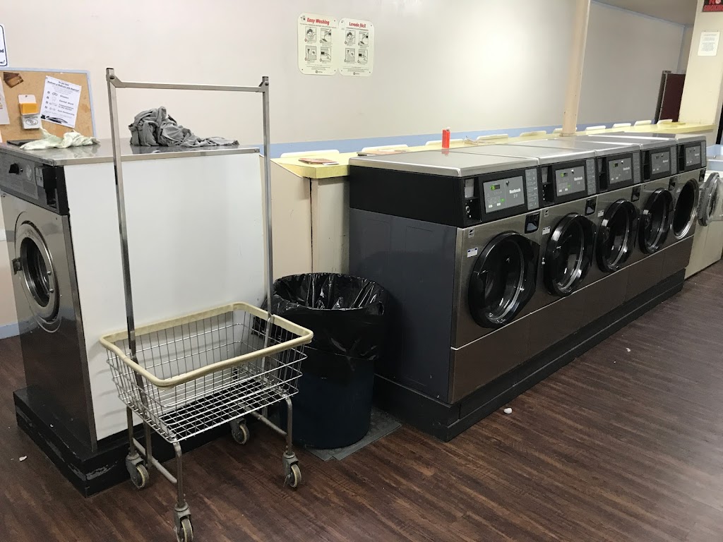 Country Tubs Launderette | 3679 Taylor Rd, Loomis, CA 95650, USA | Phone: (916) 240-1993