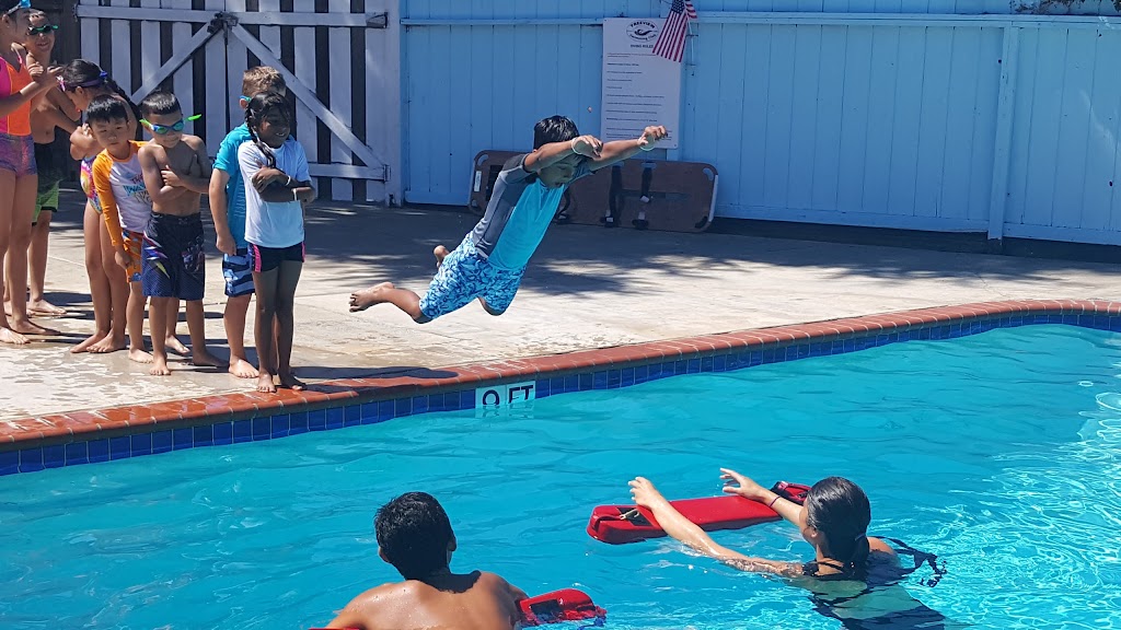 Treeview Swim Club | 301 Gresel St, Hayward, CA 94544, USA | Phone: (510) 431-3400