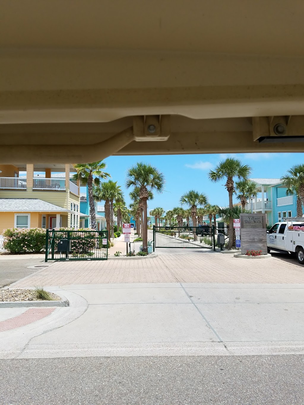 Port Aransas Condos | 1922 On The Beach Dr, Port Aransas, TX 78373, USA | Phone: (361) 356-1910