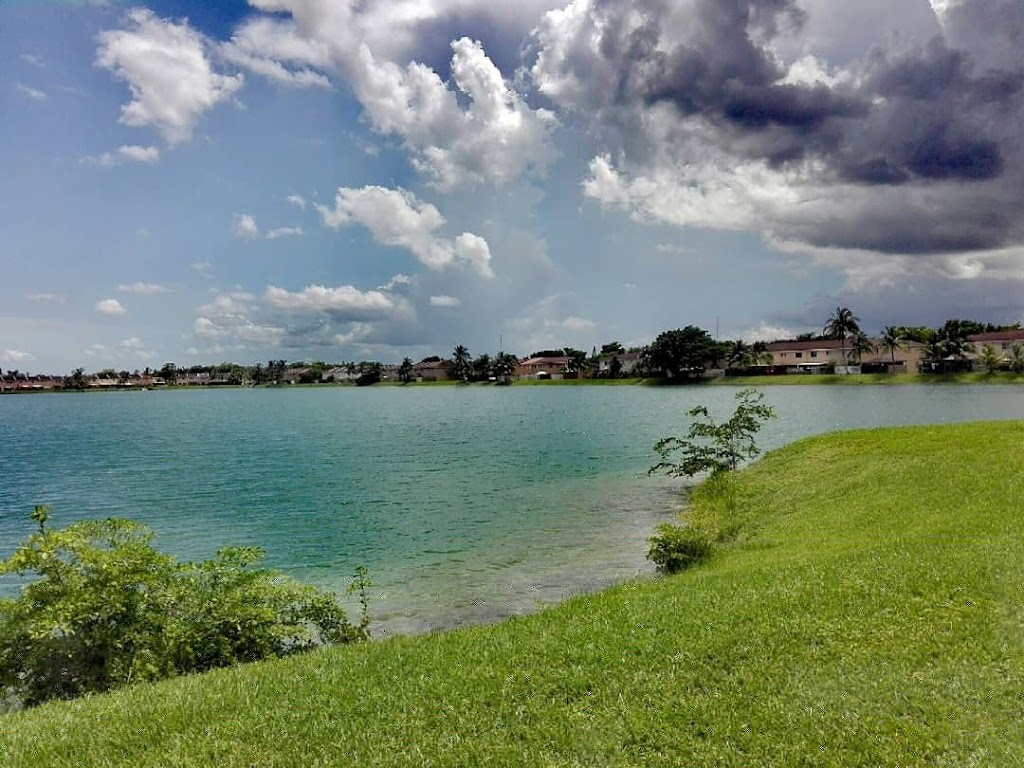 Serena Lakes Park | 13965 SW 180th St, Miami, FL 33177, USA | Phone: (305) 254-5856