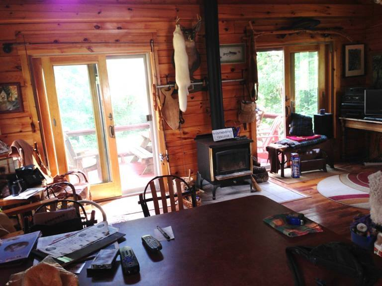 Creekside Cabin | 179 Abby Ln, Volant, PA 16156, USA | Phone: (614) 581-3308