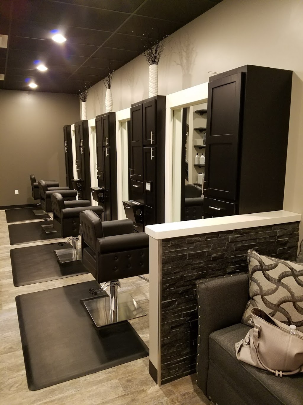 Do or Dye Salon and Barber Shop | 251 S Harrah Rd suite 102, Harrah, OK 73045, USA | Phone: (405) 309-6464