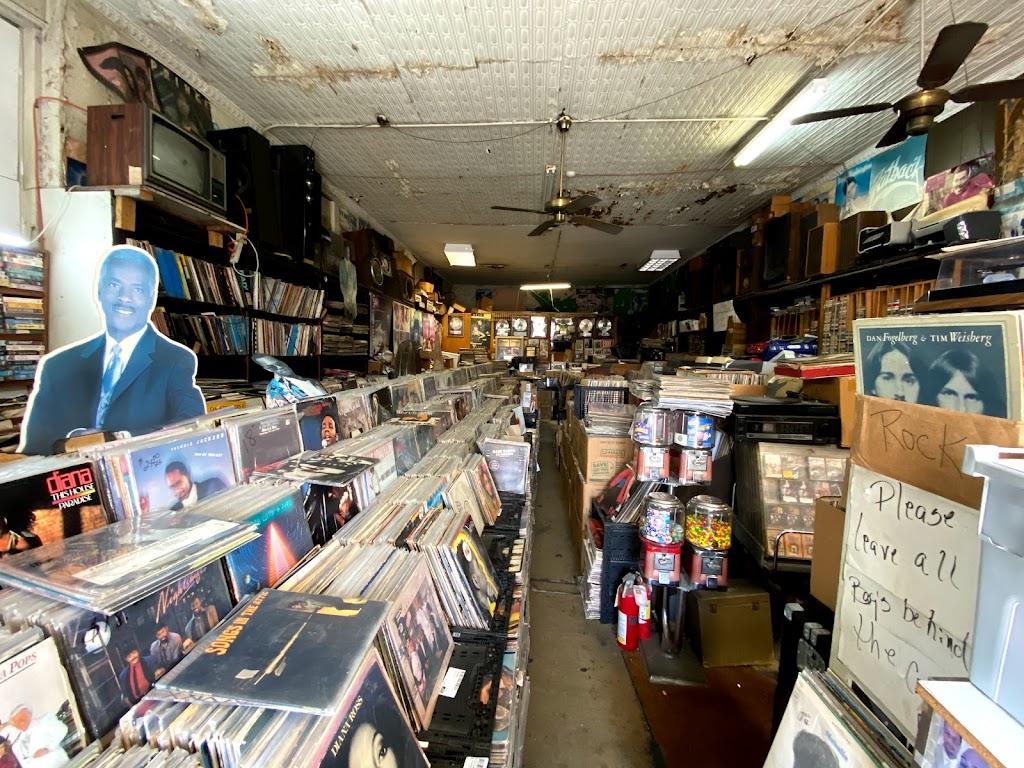 DJs Record Shop | 2999 Edison Ave, Jacksonville, FL 32254 | Phone: (904) 388-6426