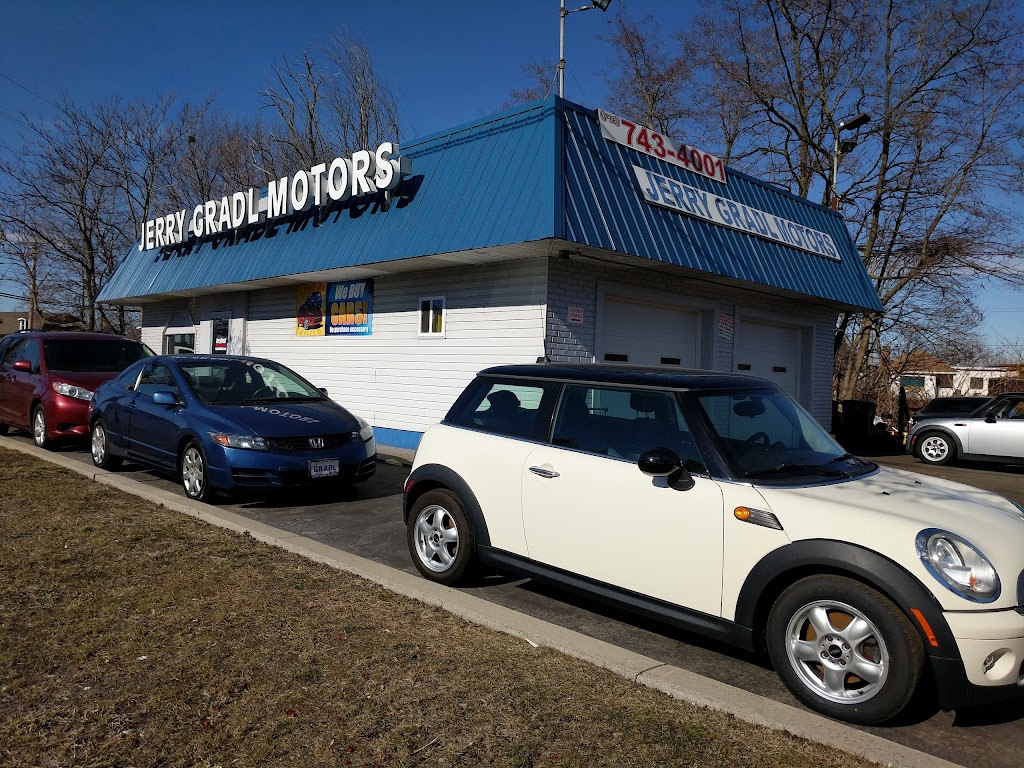 Jerry Gradl Motors Inc | 711 Niagara Falls Blvd, North Tonawanda, NY 14120, USA | Phone: (716) 743-4001