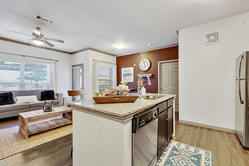 Ventana at Plum Creek | 4624 Cromwell Dr, Kyle, TX 78640, USA | Phone: (512) 675-7454