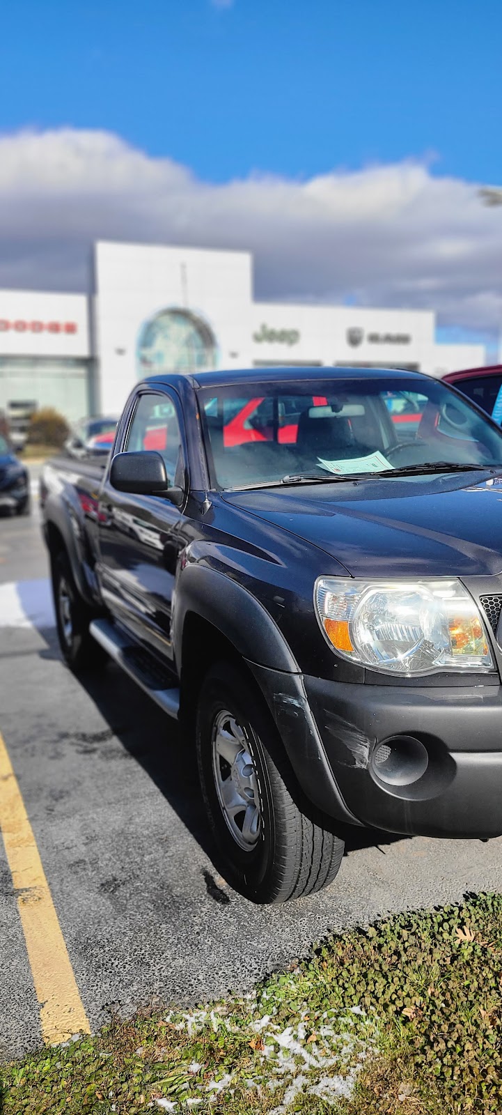 Lauras Auto Sales | 7925 Packard Rd, Niagara Falls, NY 14304, USA | Phone: (716) 297-1182