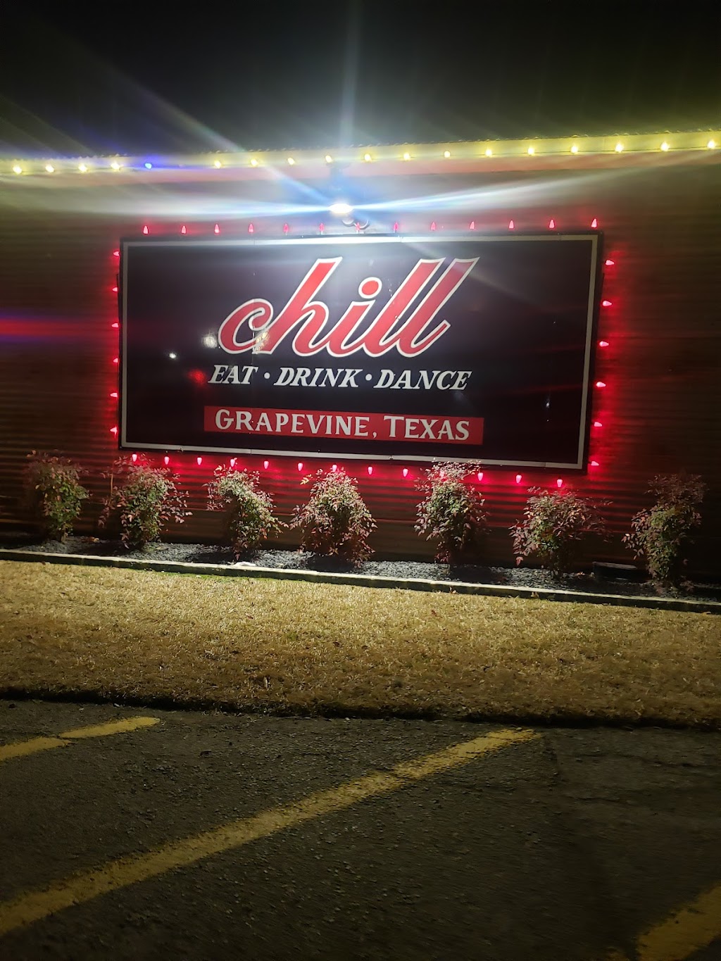 Chill Bar & Grill Grapevine | 814 S Main St, Grapevine, TX 76051 | Phone: (817) 310-0004