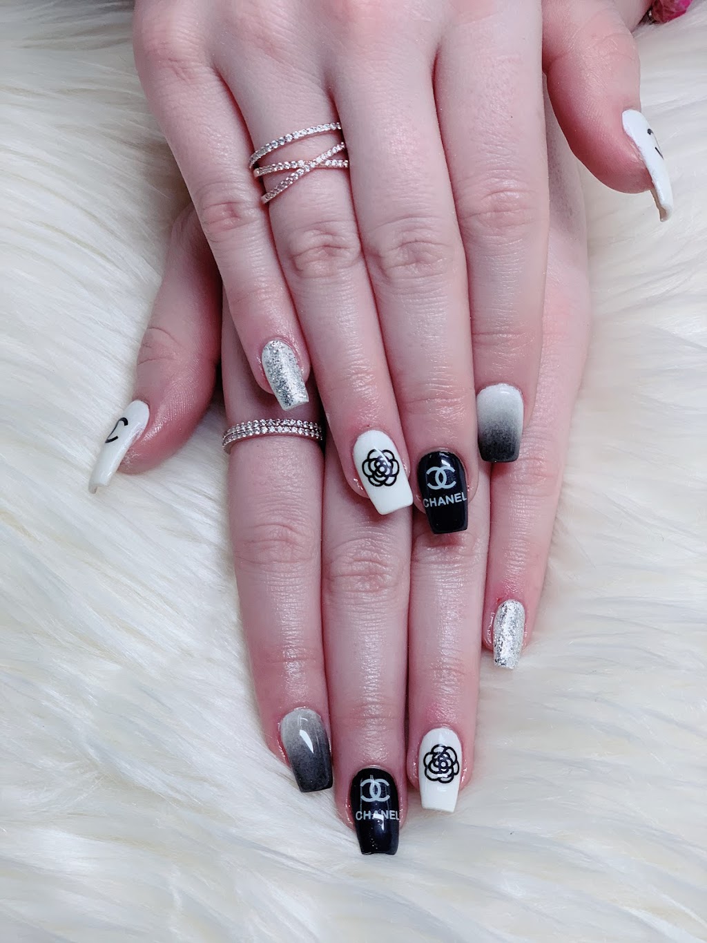 Amour Nails | 43235 W Seven Mile Rd, Northville, MI 48167, USA | Phone: (248) 465-9920